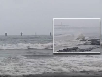 Mumbai Rains: Heavy Showers Lash Bandra's Bandstand; IMD Advises Against Seashore Visits | Mumbai Rains: Heavy Showers Lash Bandra's Bandstand; IMD Advises Against Seashore Visits