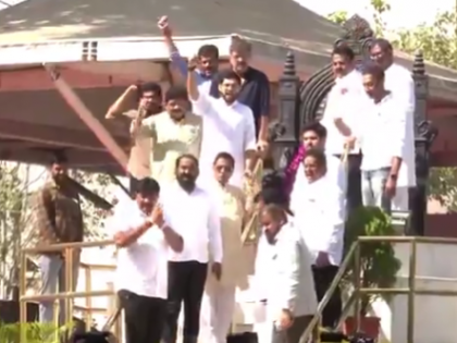 Maharashtra Special Assembly Session: Opposition MLAs Boycott Oath-Taking in Protest Over EVM Issue (Watch Video) | Maharashtra Special Assembly Session: Opposition MLAs Boycott Oath-Taking in Protest Over EVM Issue (Watch Video) Maharashtra Special Assembly Session: Opposition MLAs Boycott Oath-Taking in Protest Over EVM Issue (Watch Video) | Maharashtra Special Assembly Session: Opposition MLAs Boycott Oath-Taking in Protest Over EVM Issue (Watch Video)