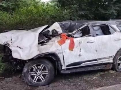 Nashik: 3 Devotees Killed, Four Injured in Car Accident on Nashik–Chhatrapati Sambhaji Maharaj Highway in Yeola | Nashik: 3 Devotees Killed, Four Injured in Car Accident on Nashik–Chhatrapati Sambhaji Maharaj Highway in Yeola Nashik: 3 Devotees Killed, Four Injured in Car Accident on Nashik–Chhatrapati Sambhaji Maharaj Highway in Yeola | Nashik: 3 Devotees Killed, Four Injured in Car Accident on Nashik–Chhatrapati Sambhaji Maharaj Highway in Yeola