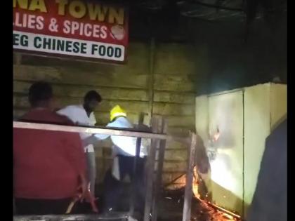 Nashik: Fire Engulfs Chinese Food Stall in Lekha Nagar, Firefighters and Activists Injured After Gas Cylinder Blast (Watch Video) | Nashik: Fire Engulfs Chinese Food Stall in Lekha Nagar, Firefighters and Activists Injured After Gas Cylinder Blast (Watch Video)