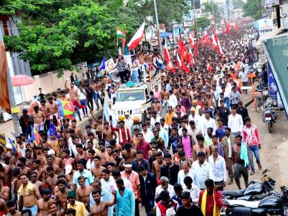 Nashik: Over 40 detained after violence erupts during protest march against Manipur violence | Nashik: Over 40 detained after violence erupts during protest march against Manipur violence Nashik: Over 40 detained after violence erupts during protest march against Manipur violence | Nashik: Over 40 detained after violence erupts during protest march against Manipur violence