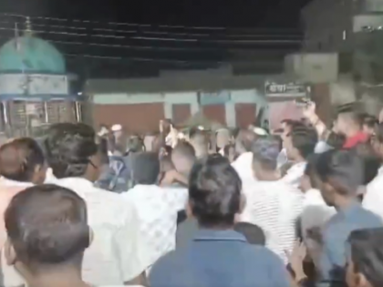 Maharashtra Election 2024: Ruckus Erupts During BJP Leader Navneet Rana's Campaign in Amravati (Watch Video)