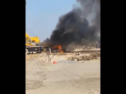 Noida: Crane Catches Fire at Under-Construction International Airport (Watch Video) | Noida: Crane Catches Fire at Under-Construction International Airport (Watch Video) Noida: Crane Catches Fire at Under-Construction International Airport (Watch Video) | Noida: Crane Catches Fire at Under-Construction International Airport (Watch Video)