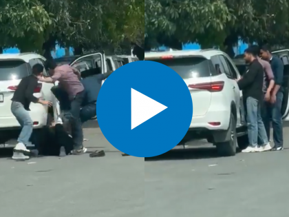 WATCH: Student Dragged Out of Car and Beaten by Group of Men in Noida, Shocking Video Goes Viral | WATCH: Student Dragged Out of Car and Beaten by Group of Men in Noida, Shocking Video Goes Viral
