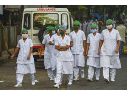 Pune: Nurses & health workers of Aditya Birla hospital stage protest, accuse management of making them overwork | Pune: Nurses & health workers of Aditya Birla hospital stage protest, accuse management of making them overwork