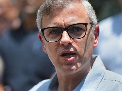Omar Abdullah makes sensational comments over Hijab matter in Karnataka | Omar Abdullah makes sensational comments over Hijab matter in Karnataka Omar Abdullah makes sensational comments over Hijab matter in Karnataka | Omar Abdullah makes sensational comments over Hijab matter in Karnataka