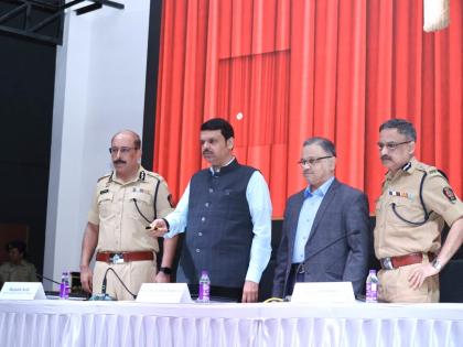 Pune: Devendra Fadnavis inaugurates integrated system, Dial-112 now includes WhatsApp, Twitter, Facebook, Email complaints | Pune: Devendra Fadnavis inaugurates integrated system, Dial-112 now includes WhatsApp, Twitter, Facebook, Email complaints Pune: Devendra Fadnavis inaugurates integrated system, Dial-112 now includes WhatsApp, Twitter, Facebook, Email complaints | Pune: Devendra Fadnavis inaugurates integrated system, Dial-112 now includes WhatsApp, Twitter, Facebook, Email complaints