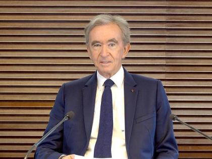 Louis Vuitton chief Bernard Arnault becomes world's richest man surpasses Jeff Bezos | Louis Vuitton chief Bernard Arnault becomes world's richest man surpasses Jeff Bezos Louis Vuitton chief Bernard Arnault becomes world's richest man surpasses Jeff Bezos | Louis Vuitton chief Bernard Arnault becomes world's richest man surpasses Jeff Bezos