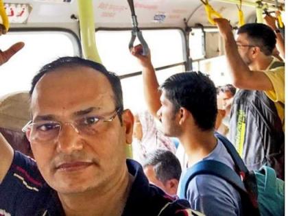 Pune: PMPML Chairman takes bus journey, engages passengers to improve services | Pune: PMPML Chairman takes bus journey, engages passengers to improve services
