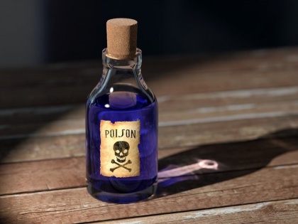 Pune Shocker: Man Arrested for Poisoning Wife with Rat Poison-Laced Water Over Suspicion of Character | Pune Shocker: Man Arrested for Poisoning Wife with Rat Poison-Laced Water Over Suspicion of Character