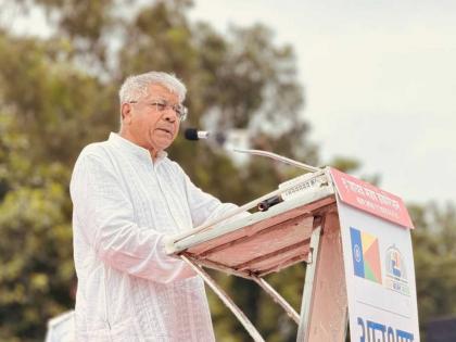 Maharashtra Assembly Election 2024: ECI Allots ‘Gas Cylinder’ Symbol to VBA for Upcoming Polls | Maharashtra Assembly Election 2024: ECI Allots ‘Gas Cylinder’ Symbol to VBA for Upcoming Polls Maharashtra Assembly Election 2024: ECI Allots ‘Gas Cylinder’ Symbol to VBA for Upcoming Polls | Maharashtra Assembly Election 2024: ECI Allots ‘Gas Cylinder’ Symbol to VBA for Upcoming Polls
