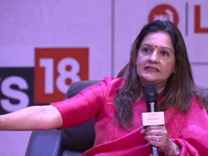 Lokmat Parliamentary Awards 2023: Priyanka Chaturvedi Takes Aim at PM's Confidence on Lok Sabha Elections, Raises EVM Tampering Concerns | Lokmat Parliamentary Awards 2023: Priyanka Chaturvedi Takes Aim at PM's Confidence on Lok Sabha Elections, Raises EVM Tampering Concerns