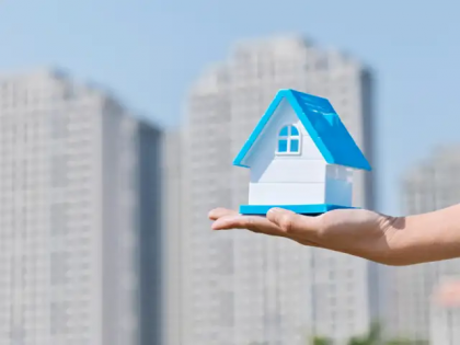 Pimpri-Chinchwad Property Boom: Long Queues Seen at Registration Offices | Pimpri-Chinchwad Property Boom: Long Queues Seen at Registration Offices