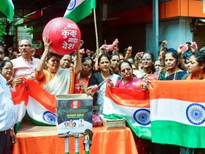 Mumbai: Shiv Sena (UBT) Women Stage ‘Operation Sindoor’ Protest Against India-Pakistan Asia Cup Match | Mumbai: Shiv Sena (UBT) Women Stage ‘Operation Sindoor’ Protest Against India-Pakistan Asia Cup Match