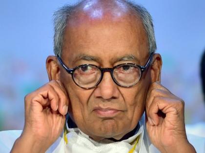 Congress leader Digvijay Singh's speeding SUV hits 20-year old teen | Congress leader Digvijay Singh's speeding SUV hits 20-year old teen