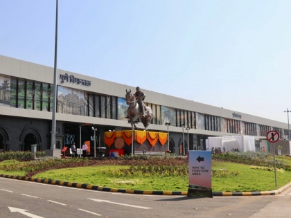 PM Modi Inaugurates New Terminal Buildings of Pune and Kolhapur Airports in Maharashtra (Watch Video) | PM Modi Inaugurates New Terminal Buildings of Pune and Kolhapur Airports in Maharashtra (Watch Video)