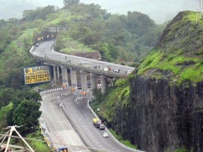 Mumbai-Pune Expressway to close for 2 hours today: Here's why | Mumbai-Pune Expressway to close for 2 hours today: Here's why
