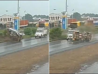 Pune-Solapur Highway Accident: One Dead in Tempo Collision Near Vakhari Village; Horrific Crash Caught on CCTV (Watch Video) | Pune-Solapur Highway Accident: One Dead in Tempo Collision Near Vakhari Village; Horrific Crash Caught on CCTV (Watch Video)