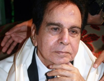 Maharashtra government announces state funeral for late actor Dilip Kumar | Maharashtra government announces state funeral for late actor Dilip Kumar