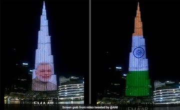 PM Modi visits UAE, Burj Khalifa lights up with Indian tricolour | PM Modi visits UAE, Burj Khalifa lights up with Indian tricolour