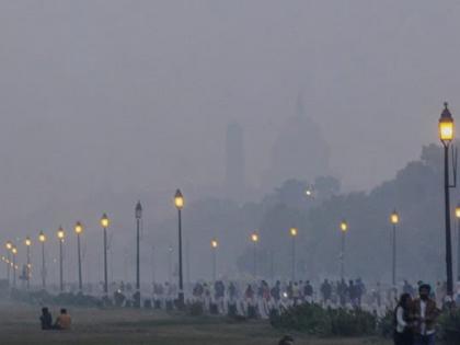 Delhi air quality worsens, schools shifted to offline mode | Delhi air quality worsens, schools shifted to offline mode