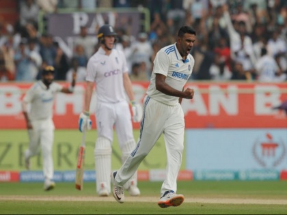 IND vs ENG 2nd Test 2024 Day 4, Lunch: R Ashwin, Kuldeep Yadav Derail England's 399-Run Chase, Visitors at 194/6 | IND vs ENG 2nd Test 2024 Day 4, Lunch: R Ashwin, Kuldeep Yadav Derail England's 399-Run Chase, Visitors at 194/6