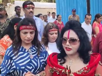 Lok Sabha Election 2024: Self-Styled Godwoman Radhe Maa's Alleged VIP Treatment at Mumbai Polling Booth Sparks Uproar | Lok Sabha Election 2024: Self-Styled Godwoman Radhe Maa's Alleged VIP Treatment at Mumbai Polling Booth Sparks Uproar