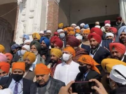 Punjab Assembly Elections 2022: Rahul Gandhi visits Golden Temple along with Channi and Sidhu | Punjab Assembly Elections 2022: Rahul Gandhi visits Golden Temple along with Channi and Sidhu Punjab Assembly Elections 2022: Rahul Gandhi visits Golden Temple along with Channi and Sidhu | Punjab Assembly Elections 2022: Rahul Gandhi visits Golden Temple along with Channi and Sidhu