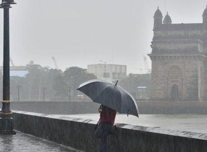 Mumbai likely to receive rain or thundershowers today, says IMD | Mumbai likely to receive rain or thundershowers today, says IMD