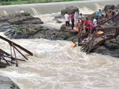 Maharashtra Rains: 18 Dead, 65 Injured in Monsoon-Related Tragedies Since June 1 | Maharashtra Rains: 18 Dead, 65 Injured in Monsoon-Related Tragedies Since June 1 Maharashtra Rains: 18 Dead, 65 Injured in Monsoon-Related Tragedies Since June 1 | Maharashtra Rains: 18 Dead, 65 Injured in Monsoon-Related Tragedies Since June 1