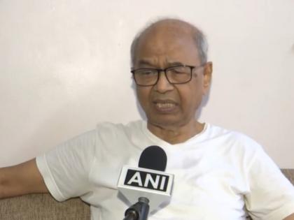 Advocate Rakesh Kishore, Who Hurled Shoe at CJI BR Gavai, Praises UP CM Yogi Adityanath | Advocate Rakesh Kishore, Who Hurled Shoe at CJI BR Gavai, Praises UP CM Yogi Adityanath