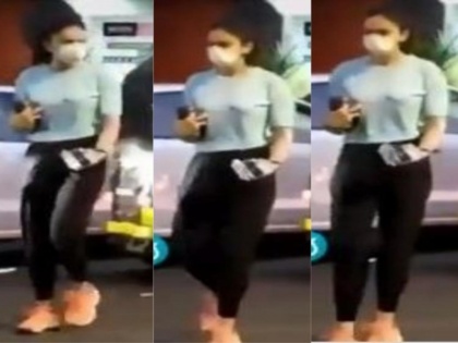 Rakul Preet Singh spotted holding a bottle amid lockdown actress clarifies it is not alcohol | Rakul Preet Singh spotted holding a bottle amid lockdown actress clarifies it is not alcohol