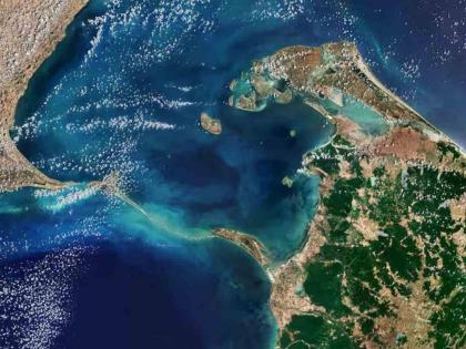 Ram Setu Seen from Space in Stunning Photo Released by European Agency (See Pics) | Ram Setu Seen from Space in Stunning Photo Released by European Agency (See Pics)