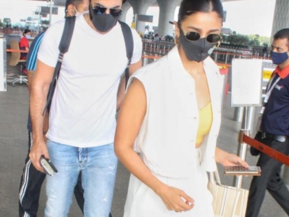 Ranbir Kapoor and Alia Bhatt jet off to Maldives after COVID-19 cases rise in Mumbai | Ranbir Kapoor and Alia Bhatt jet off to Maldives after COVID-19 cases rise in Mumbai
