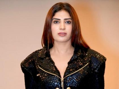 "It Was Incerdible": Komica Anchal Becomes First South Actress to walk at the London Fashion Week 2025 | "It Was Incerdible": Komica Anchal Becomes First South Actress to walk at the London Fashion Week 2025