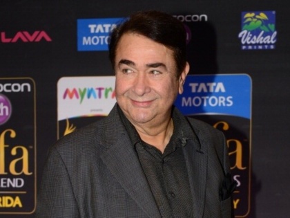 Randhir Kapoor shifted to ICU for COVID-19 treatment after two doses of vaccine | Randhir Kapoor shifted to ICU for COVID-19 treatment after two doses of vaccine