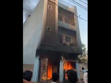 Telangana Fire: 3 Family Members Killed, Two Injured in Blaze at Osman Kirana Shop in Rangareddy (Watch Video) | Telangana Fire: 3 Family Members Killed, Two Injured in Blaze at Osman Kirana Shop in Rangareddy (Watch Video) Telangana Fire: 3 Family Members Killed, Two Injured in Blaze at Osman Kirana Shop in Rangareddy (Watch Video) | Telangana Fire: 3 Family Members Killed, Two Injured in Blaze at Osman Kirana Shop in Rangareddy (Watch Video)
