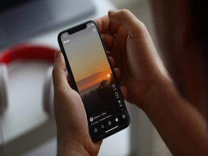 Pune Crime: Youths Beaten for Laughing While Watching Instagram Reels; Two Arrested, Minor Detained | Pune Crime: Youths Beaten for Laughing While Watching Instagram Reels; Two Arrested, Minor Detained Pune Crime: Youths Beaten for Laughing While Watching Instagram Reels; Two Arrested, Minor Detained | Pune Crime: Youths Beaten for Laughing While Watching Instagram Reels; Two Arrested, Minor Detained