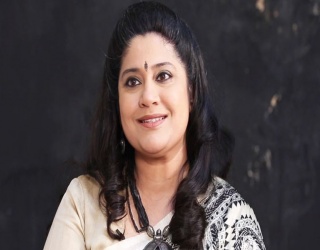 Maharashtra Lok Sabha Election 2024: Actor Renuka Shahane Urges Voters Not To Vote Candidates Who Disrespect Marathi Language | Maharashtra Lok Sabha Election 2024: Actor Renuka Shahane Urges Voters Not To Vote Candidates Who Disrespect Marathi Language