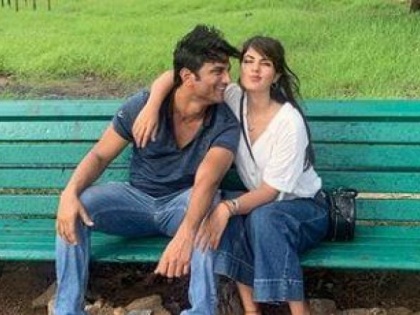 This is what Rhea Chakraborty did minutes before the news of Sushant's death went viral | This is what Rhea Chakraborty did minutes before the news of Sushant's death went viral