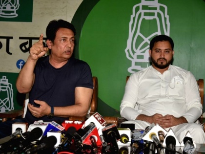 Bihar Assemby Elections 2020: Shekhar Suman pins hope on Tejashwi Yadav, believes the young leader can give Sushant's family justice. | Bihar Assemby Elections 2020: Shekhar Suman pins hope on Tejashwi Yadav, believes the young leader can give Sushant's family justice.