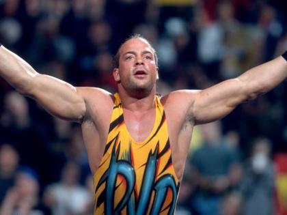 WWE legend Rob Van Dam ties the knot with Katie Forbes in Las Vegas | WWE legend Rob Van Dam ties the knot with Katie Forbes in Las Vegas