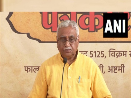 Entire 140 Crore Population of the Country is Hindu, Says RSS Co-Convener Manmohan Vaidya | Entire 140 Crore Population of the Country is Hindu, Says RSS Co-Convener Manmohan Vaidya