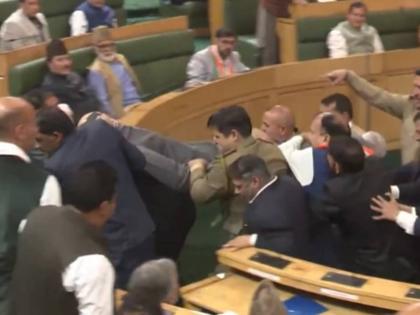 Ruckus Again in Jammu and Kashmir Assembly: BJP MLAs and Engineer Rashid’s Brother Marshalled Out (Watch Video)