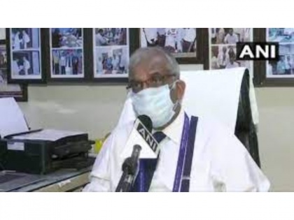 Watch Video! Delhi hospital CEO breaks down while speaking about Oxygen crisis at hospital, says 'Oxygen' may last for 2 hrs | Watch Video! Delhi hospital CEO breaks down while speaking about Oxygen crisis at hospital, says 'Oxygen' may last for 2 hrs