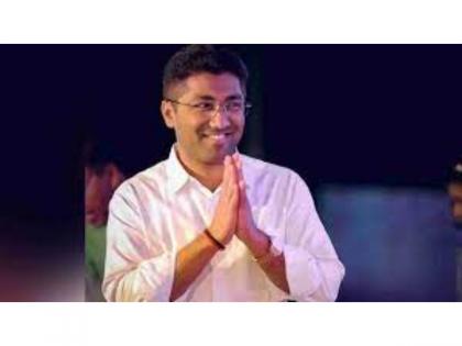 ST bus collides with BMW car, MLA Sangram Jagtap narrowly escapes accident | ST bus collides with BMW car, MLA Sangram Jagtap narrowly escapes accident ST bus collides with BMW car, MLA Sangram Jagtap narrowly escapes accident | ST bus collides with BMW car, MLA Sangram Jagtap narrowly escapes accident