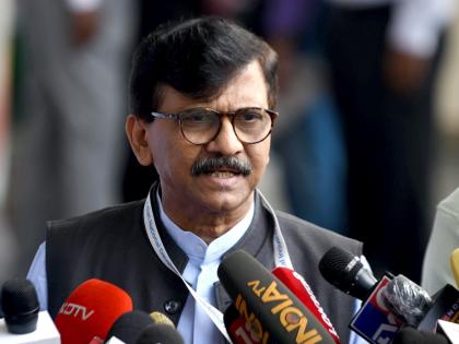 "Fadnavis and Shinde only want to claim credit": Sanjay Raut on Samruddhi Expressway bus accident | "Fadnavis and Shinde only want to claim credit": Sanjay Raut on Samruddhi Expressway bus accident