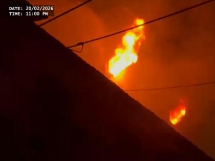 Delhi: Fire Breaks Out at Toy Manufacturing Factory in Sarai Rohilla | Delhi: Fire Breaks Out at Toy Manufacturing Factory in Sarai Rohilla Delhi: Fire Breaks Out at Toy Manufacturing Factory in Sarai Rohilla | Delhi: Fire Breaks Out at Toy Manufacturing Factory in Sarai Rohilla