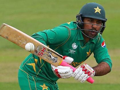 Sarfaraz Ahmed to auction 2017 Champions Trophy bat to raise funds for COVID-19 relief | Sarfaraz Ahmed to auction 2017 Champions Trophy bat to raise funds for COVID-19 relief
