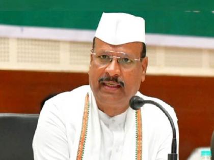 Maha agriculture minister Abdul Sattar says will ensure farmers get not less than Rs 1,000 on crop insurance claim | Maha agriculture minister Abdul Sattar says will ensure farmers get not less than Rs 1,000 on crop insurance claim